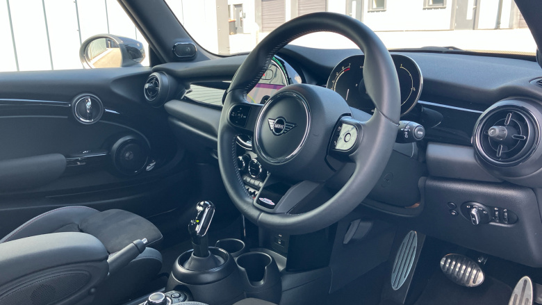MINI Hatchback 2.0 Cooper S Sport 3dr Auto Petrol Hatchback